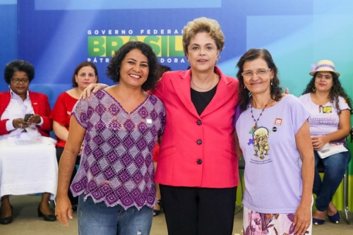 Carta das Mulheres da CNAPO em apoio a Dilma